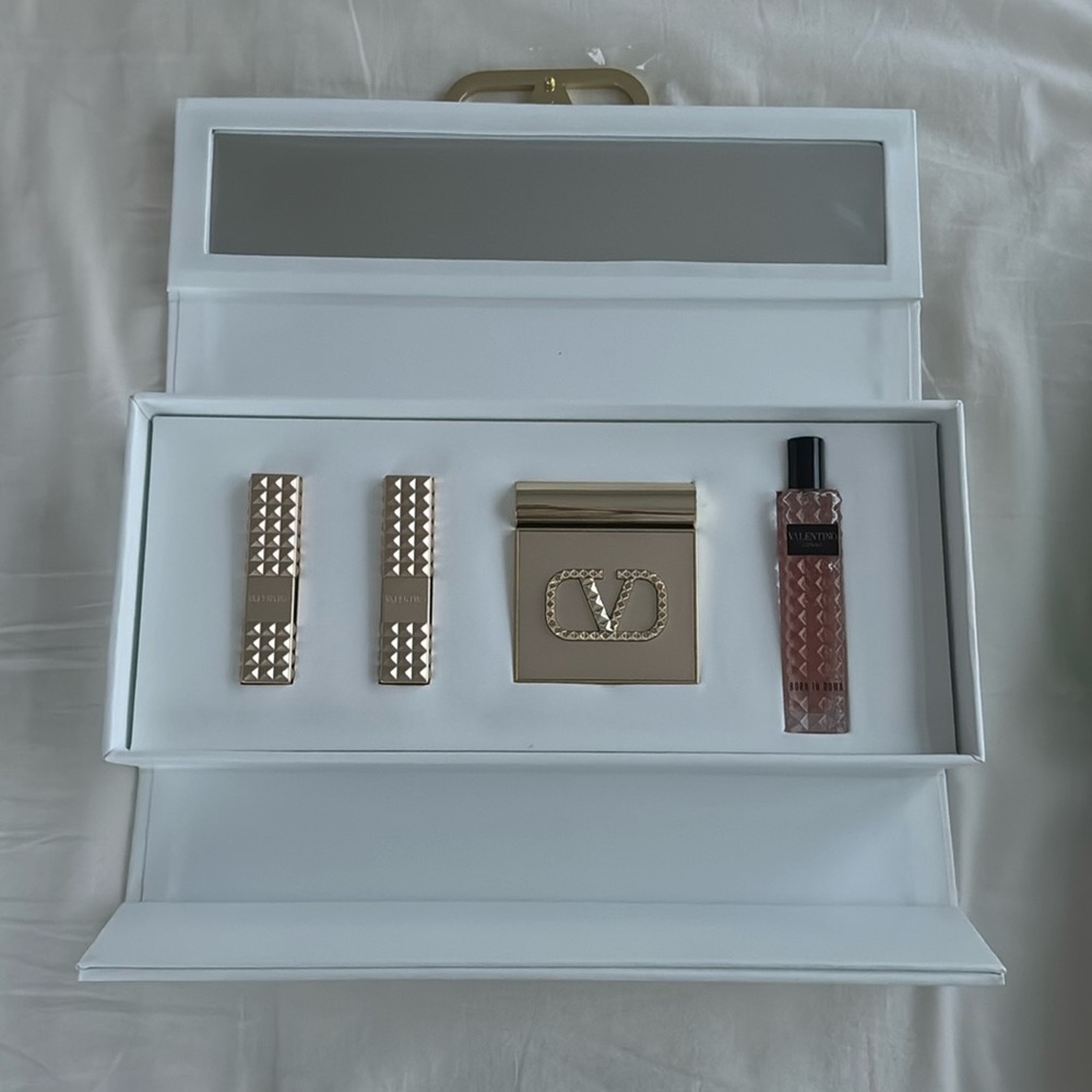 Valentino beauty gift set